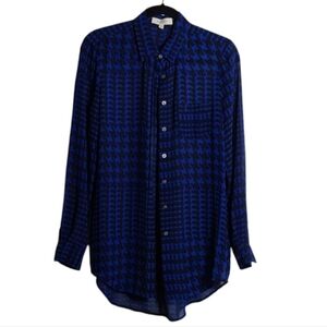 VINCE CAMUTO Houndstooth Print Blue and Black Button Up Size Small